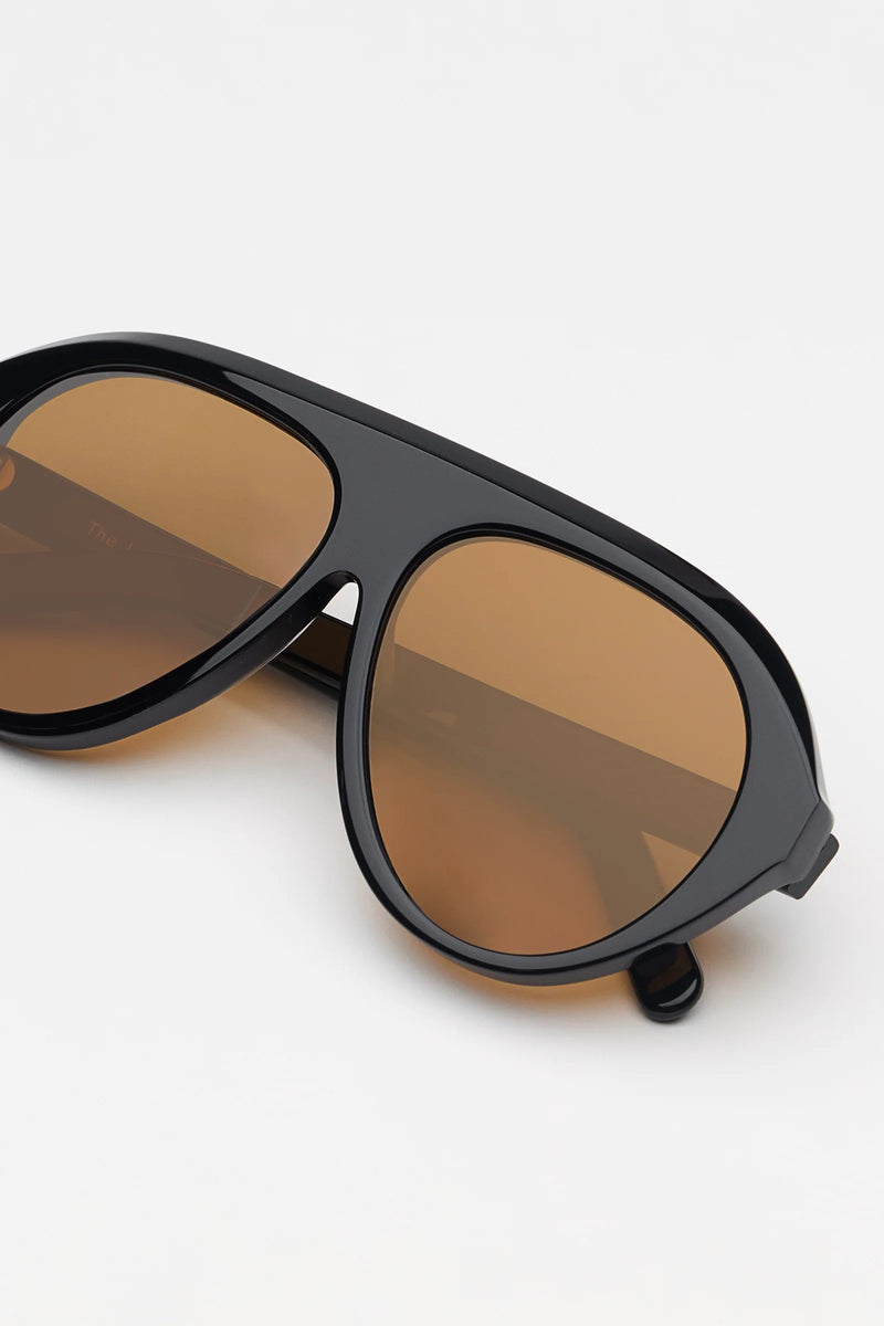 THE ICON BLACK