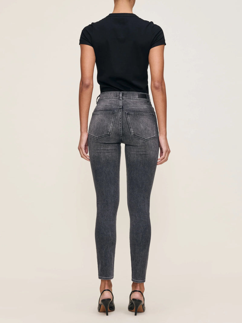 SHRUNKEN TEE BLACK
